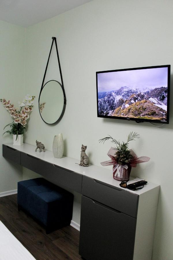 Essy'S Apartment คอร์เชอ ภายนอก รูปภาพ